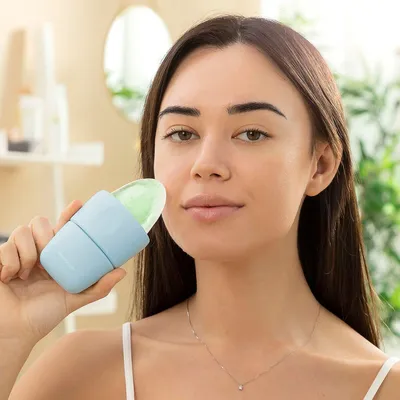Immagine prodotto di Rullo doppio per il viso con ghiaccio Riller InnovaGoods