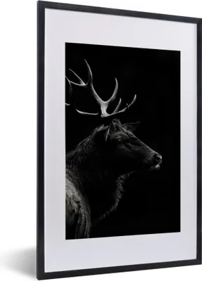 Produktbild von MuchoWow® Gerahmtes Poster Hirsch - Schwarz - Porträt - Geweih - Tiere 40x60 cm - Poster mit Schwarzem Bilderrahmen Wandposter Rahmen Foto Bilder - Poster in Rahmen