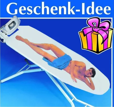 Produktbild von WENKO Bügelbrettbezug Geschenkidee Bügelbrett Bezug Liegender Mann 130x51 cm geeignet für Linkshänder