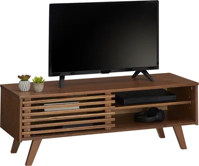 Produktbild von TV Lowboard SEAN 115 cm, Kastanie Finish - TV Kommode aus Kiefer Massivholz, 2 große Fächer für Stauraum, Schiebetür mit Lamellenfront