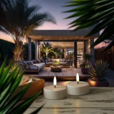 Produktbild von LED Maxi Teelichter - 2 wiederaufladbare LED Teelichter - D: 6cm - Timer - weiß - für Außen, KI-generiertes Bild