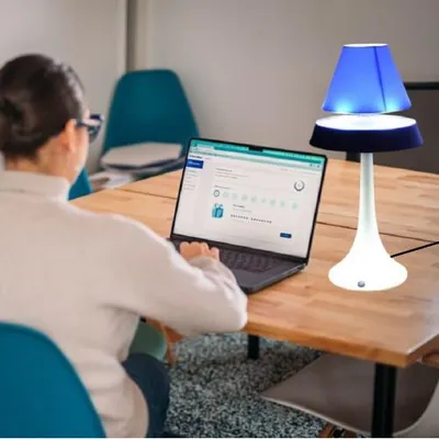 Image de Lampe en lévitation ALTHURIA PureLine BLEUE