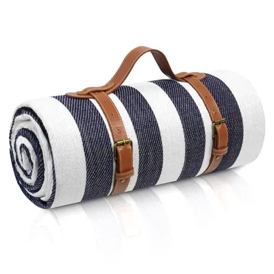 Produktbild von 200 x 200 cm Picknickdecke, extra groß, wasserdicht und faltbar, Stranddecke, 3-lagige Outdoor-Decke für 6 bis 8 Erwachsene, für Camping, Park