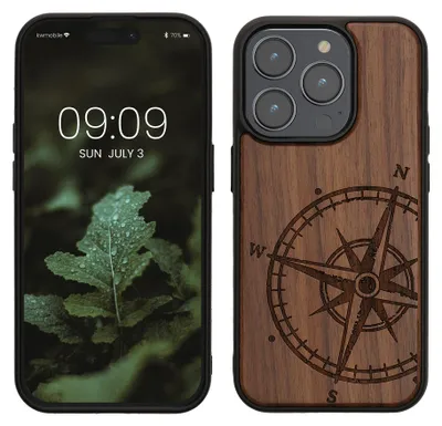 Produktbild von kwmobile Hülle kompatibel mit iPhone 15 Pro Hülle - Holz Case - Handy Cover - TPU Handyhülle in Dunkelbraun Kompass Vintage