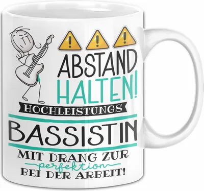 Produktbild von Bassistin Tasse Geschenk Lustig Abstand Halten Hochleistungs-Bassistin Mit Drang Zur Perfektion Bei Der Arbeit (Weiß)