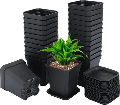 Zdjęcie produktu dla 24 doniczki o średnicy 7 cm z podstawką do roślin i sukulentów – czarne