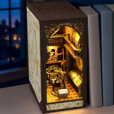 Produktbild von Astronomie Museum Diorama aus Holz, KI-generiertes Bild