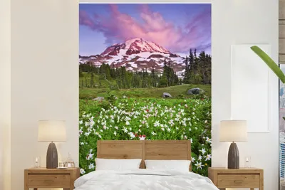 Produktbild von MuchoWow® Fototapete für Wohnzimmer oder Schlafzimmer Wandtapete Vinyl Motivtapete Blumen unter einem bunten Himmel im Mount Rainier National Park - 170x260 cm - Wohnzimmertapete