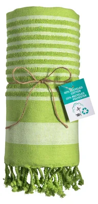 Produktbild von Strandtuch im Futa-Stil aus recycelter Baumwolle mit Frotteeseite und Fransen 90x170 cm, Farbe:Grün