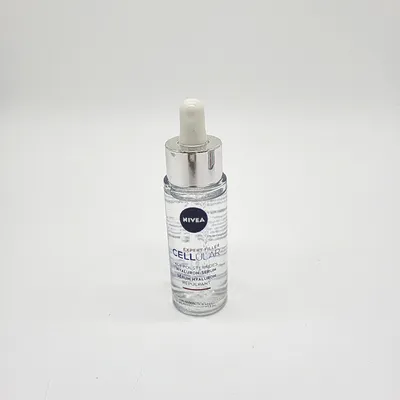 A single bottle of NIVEA Cellular Expert Filler Hyaluron-Serum is shown against a plain white background.