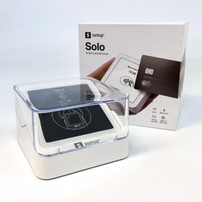 Produktbild von SumUp Solo Kartenterminal mit Ladestation, WLAN, Bluetooth – mobiles Smartcard-Lesegerät für kontaktloses Bezahlen