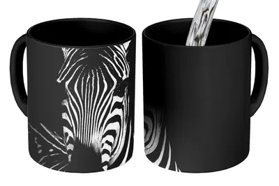 Obrázok produktu pre KitchenYeah® Magický hrnček Magický hrnček Magická zebra - čierna - biela - zvieratá 350 ml hrnček na zmenu farby nápad na darček - magický hrnček - fotohrnček - keramické hrnčeky - obrázky - hrnček na kávu - hrnček na nápoje