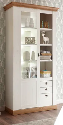 Produktbild von Vitrine "Hemsby" in weiß Pinie und Eiche Wotan Landhaus Vitrinenschrank 102 x 204 cm