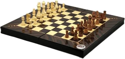 Imagen del producto de Juego de ajedrez y backgammon de madera de nogal - 20"