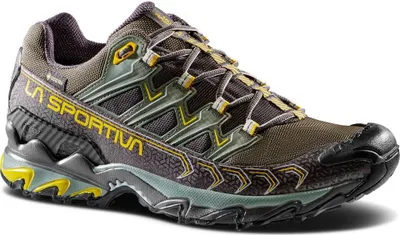 Wanderschuhe "Ultra Raptor II Gtx" von La Sportiva in Grau und Gelb mit rutschfester Sohle.