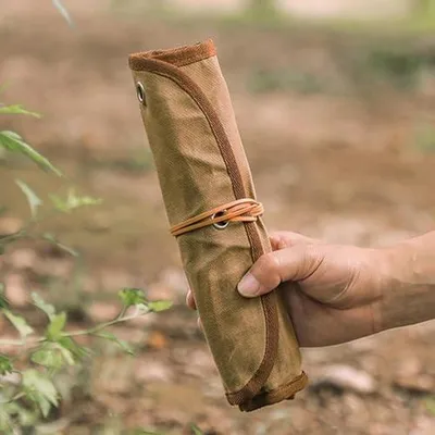 Obrázek produktu pro Voděodolné a tepelně odolné podložky pod talíře zPolyuretankůže – sada 4 černých podložek