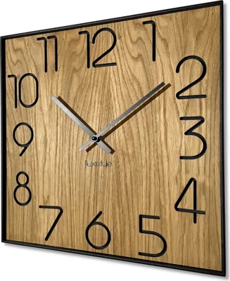 Produktbild von Holzwanduhr Wood Square holz eiche 40cm durchmesser holzoptik ohne tickgeräusche
