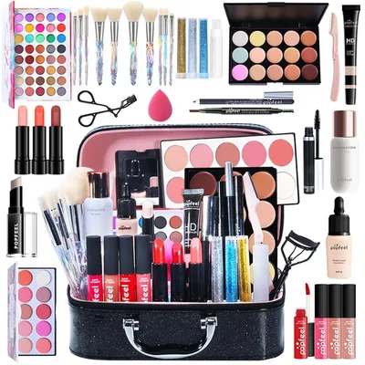 Productafbeelding van Make-up set, cosmeticaset, cadeau set. Bevat: oogschaduw palette, poeder, lipgloss, lippenstift