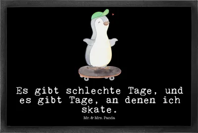 Produktbild von Mr. & Mrs. Panda Schmutzfangmatte Pinguin Skateboarden 50 x 75 cm - Schwarz - Geschenk, Skateboard, Skaten, Sauberlaufmatte, fußmatte, Schmutzmatte, Fußabstreifer, fahren