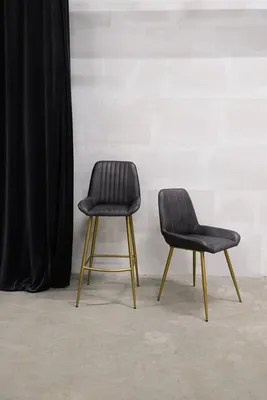 Produktbild von Barhocker Comfort aus Leder - Schwarz matt
