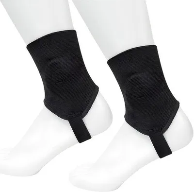 Produktbild von Schienbeinschoner und Knöchelschoner für Fußball und Volleyball - Schwarz, Größe L