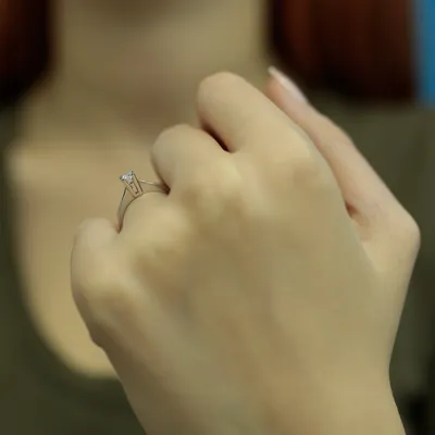 Produktbild von 0,15 Carat Diamant Solitär Antragsring 14 Karat Weißgold - 59 (18,80 mm)