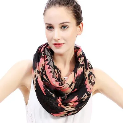Immagine prodotto di Sciarpa tubolare da donna Unyqoos® con motivo etnico, morbida e leggera, dimensioni 80 x 180 cm, indossabile tutto l'anno, lavabile a 30°C