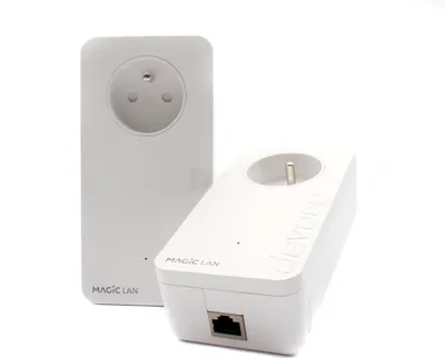 Produktbild von devolo Magic 2 LAN triple Starter Kit, G.hn, 3x RJ-45, 2er-Pack, FR-Version/Typ E