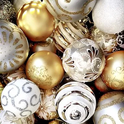 Produktbild von 20 Servietten Golden Baubles - Goldene Baumkugeln 33x33cm