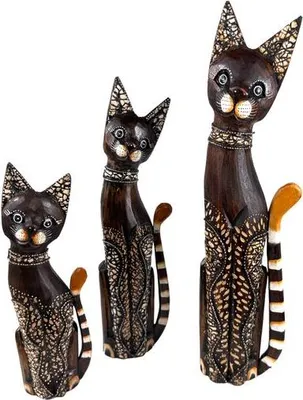 Produktbild von Katze MAUTZ aus Albesia-Holz 3er Set handgeschnitzt 40–60 cm