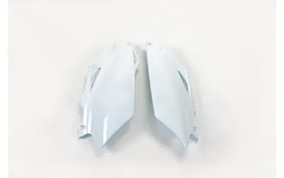 Immagine prodotto di Carene laterali UFO PLAST, set da 2 pezzi per Honda CRF R 250 / 450 cc, anni di produzione 2011-2013, colore: bianco OEM