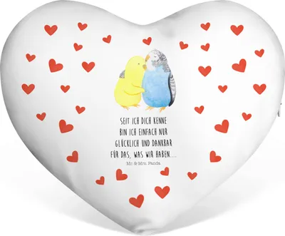 Produktbild von Mr. & Mrs. Panda Kuschelkissen Wellensittich Liebe - Weiß - Geschenk, Freundin, Herzkissen, Kissen Herz, Sofakissen, Umarmen, dekoartikel, Dekokissen, Verliebt, Verknallt