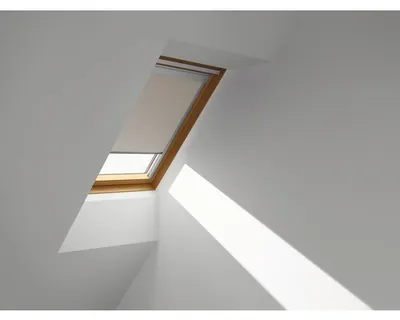 Immagine prodotto di Tenda a rullo oscurante VELUX a comando manuale DBL S08 4230