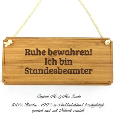 Produktbild von Mr. & Mrs. Panda Schild Standesbeamter - Geschenk, Shabby, Praxisschild, Diplom, Landhaus, Geschenkidee, Gratulation, Graviert, Wegweiser, Werbeschild, Türschild