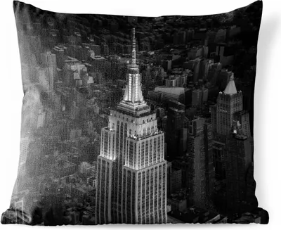 Produktbild von MuchoWow® Outdoor Kissen - Luftaufnahme des Empire State Building - schwarz und weiß - 45x45 cm - Wetterfest - Lounge Kissen - Fotokissen - Dekoratives Kissen
