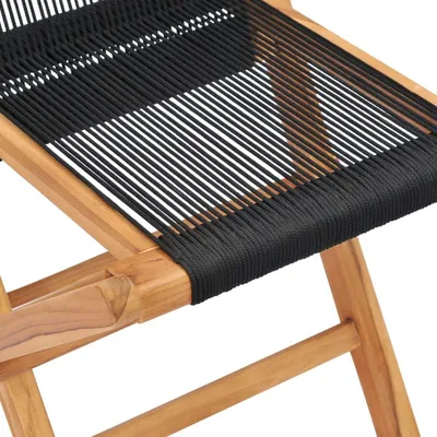 Image de Deux chaises de jardin pliantes en teck et en corde, sans accoudoirs