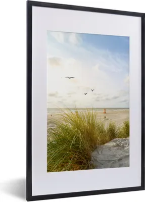 Produktbild von MuchoWow® Gerahmtes Poster Strand - Meer - Vögel 40x60 cm - Poster mit Schwarzem Bilderrahmen Wandposter Rahmen Foto Bilder - Poster in Rahmen