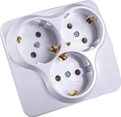 Immagine prodotto di presa Schuko a 3 vie da incasso Presa di corrente con contatto di terra Presa da incasso IP20