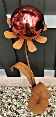 Produktbild von Skulptur Blume Rotterdam Cortenstahl 97 cm mit Standfuß Kugel Edelstahl rot poliert Dekoration Garten