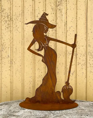 Produktbild von Edelrost Hexe stehend mit Besen auf Platte 90x52cm Edelrost Gartendeko Rost Metall Rostfigur Halloween