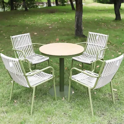 Immagine prodotto di Set da pranzo per esterni Set di mobili da giardino Set da tavolo da giardino 1 tavolo 4 sedie Set di mobili da giardino resistenti alle intemperie Verde