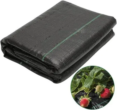 Zdjęcie produktu dla Tkanina o wymiarach 100 x 100 cm do przykrywania rabat i roślin – przepuszczająca wodę i oddychająca