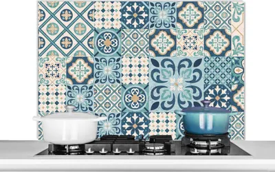 Obrázok produktu pre KitchenYeah® Splashback kitchen - Kuchynský splashback - Ochrana steny sporáka a drezu - Kvety - Modrá - Dizajn - Obklad 100x65 - Alu-Dibond (alternatíva skleneného splashbacku) - Tepelne odolný - Sporáky