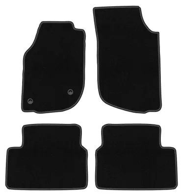 Obrázok produktu pre Velúrové autokoberce pre: Volvo 940 / 960 FL 1990-1998 (sedan) – sada 4 ks, čierne, na mieru – Wielganizator BASIC