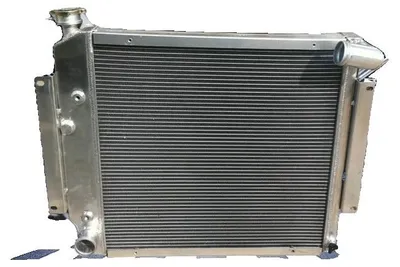 Obrázek produktu pro Hliníkový chladič pro International Harvester Scout II, 3řadé provedení, včetně 16" ventilátoru, optimalizované chlazení