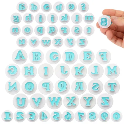 Produktbild von Set mit 62 Fondant-Buchstabenausstechern, alphanumerisch, wiederverwendbar, für Fondant, Kuchen, Kekse, Schokolade und n.