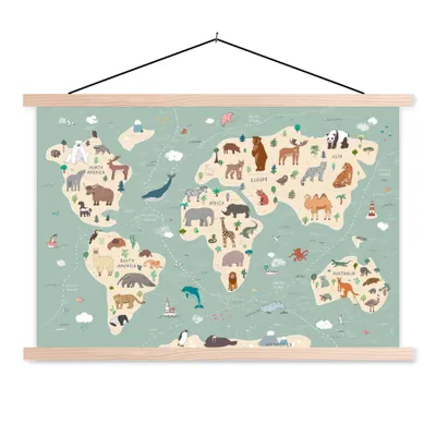Obrázek produktu pro MuchoWow® Textilní plakát - Země - Mapa světa děti - Zvířata - Chlapci - Dívky - Modrá - 90x60cm - S hnědými lamelami