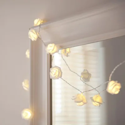 Productafbeelding van Kerstverlichting met rozendraad voor binnen werkt - 20 warmwitte LED's 1,4 m - Witte