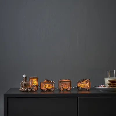 Zdjęcie produktu dla Scenka świąteczna ciuchcia z piernika Led GINGERVILLE