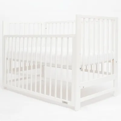 Produktbild von New Baby BASIC Kinderbett mit ausziehbarer Seitenwand weiß